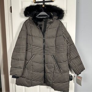 Arctic Expedition Houndstooth Puffer Jacket with Faux Fur Hood